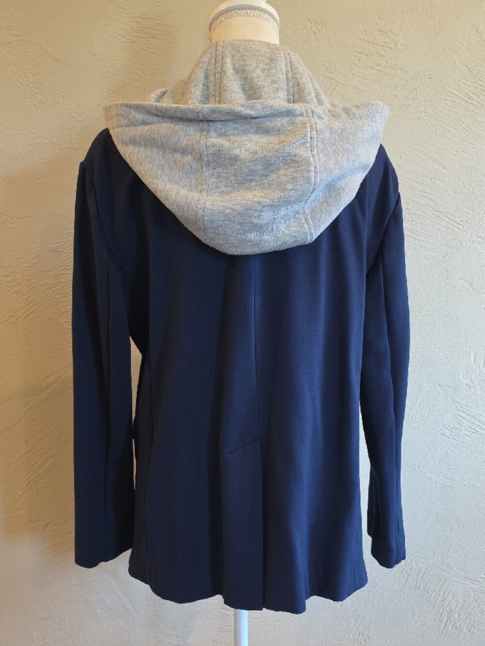 Lou & Grey Navy Women’s Blazer Jacket With Removable Hood - Picture 3 of 5